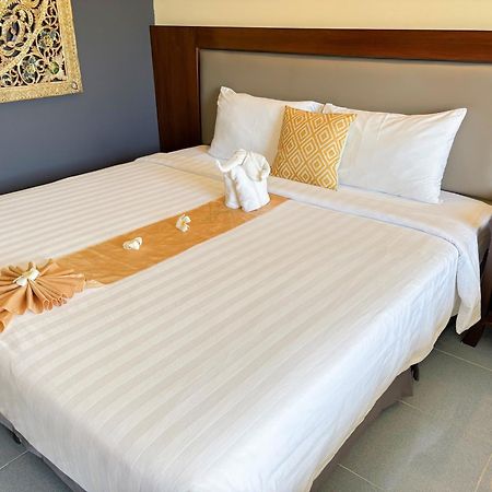 Blue Beach Grand Resort And Spa In Chalong Phuket By Dayuu Ban Saiyuan Экстерьер фото