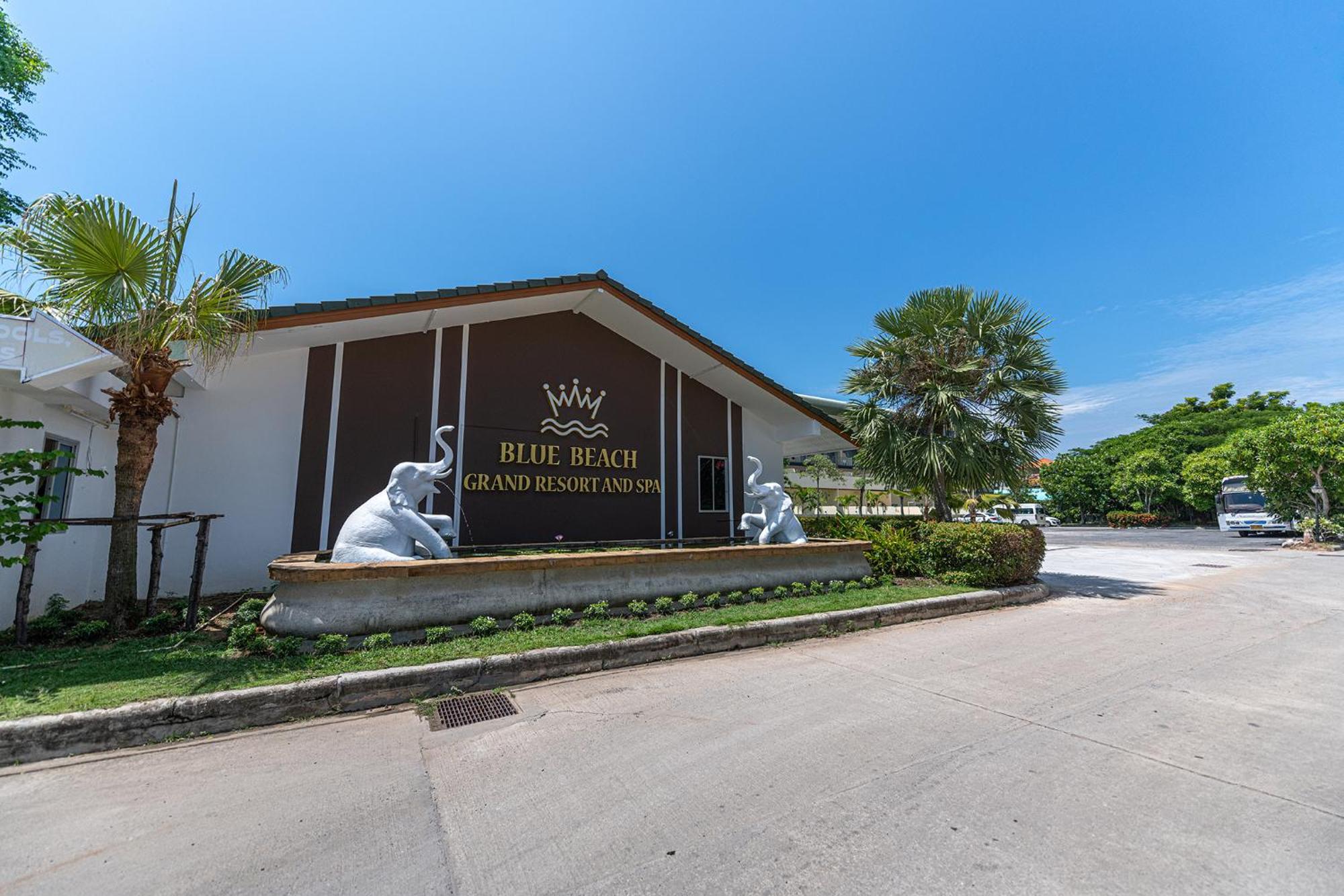 Blue Beach Grand Resort And Spa In Chalong Phuket By Dayuu Ban Saiyuan Экстерьер фото