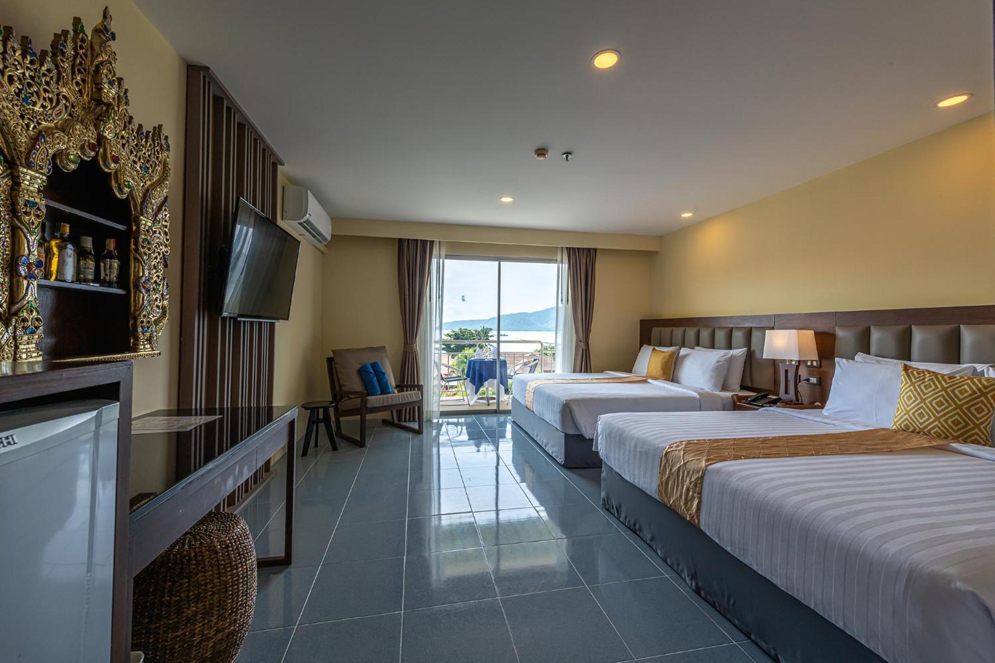 Blue Beach Grand Resort And Spa In Chalong Phuket By Dayuu Ban Saiyuan Экстерьер фото