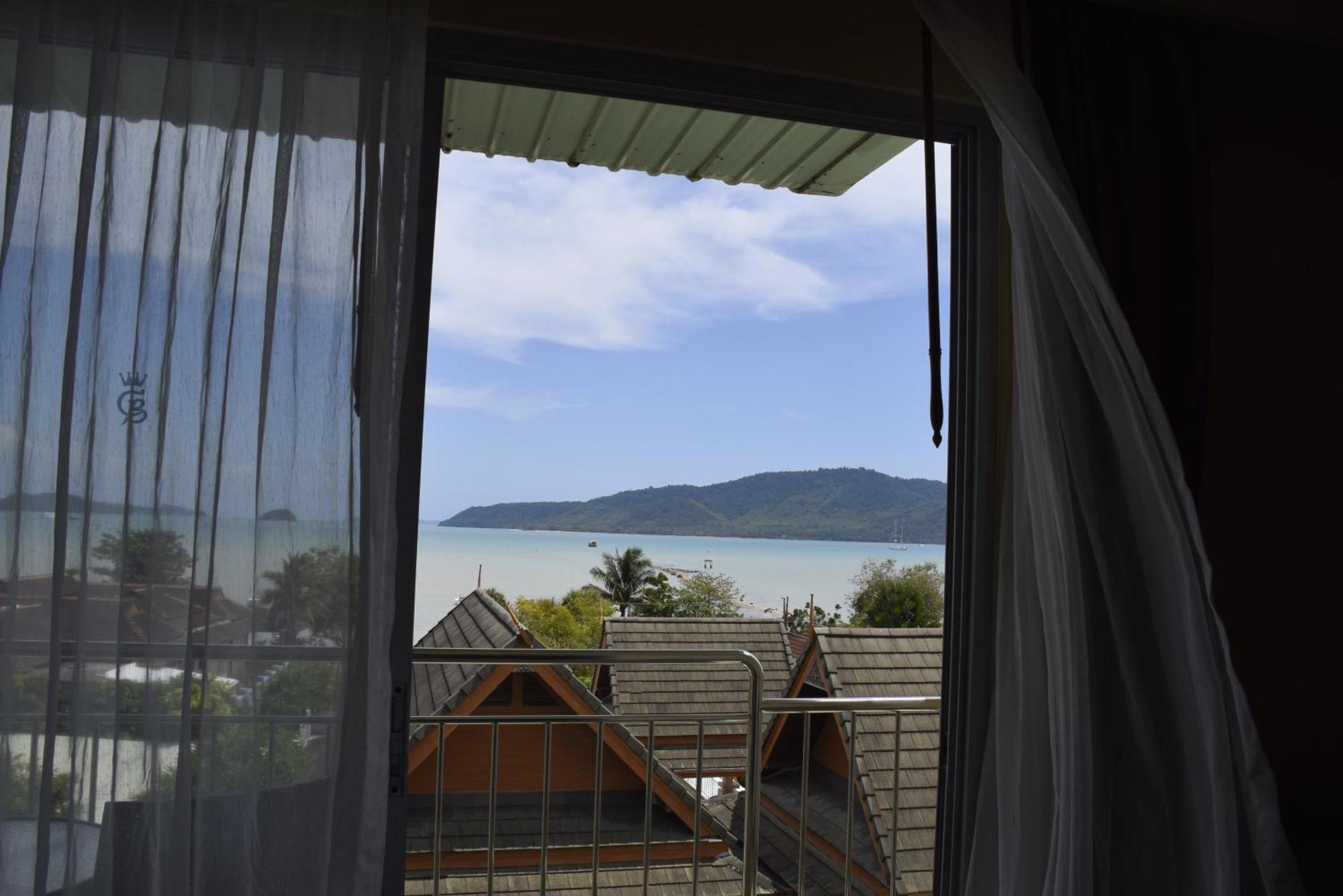 Blue Beach Grand Resort And Spa In Chalong Phuket By Dayuu Ban Saiyuan Экстерьер фото