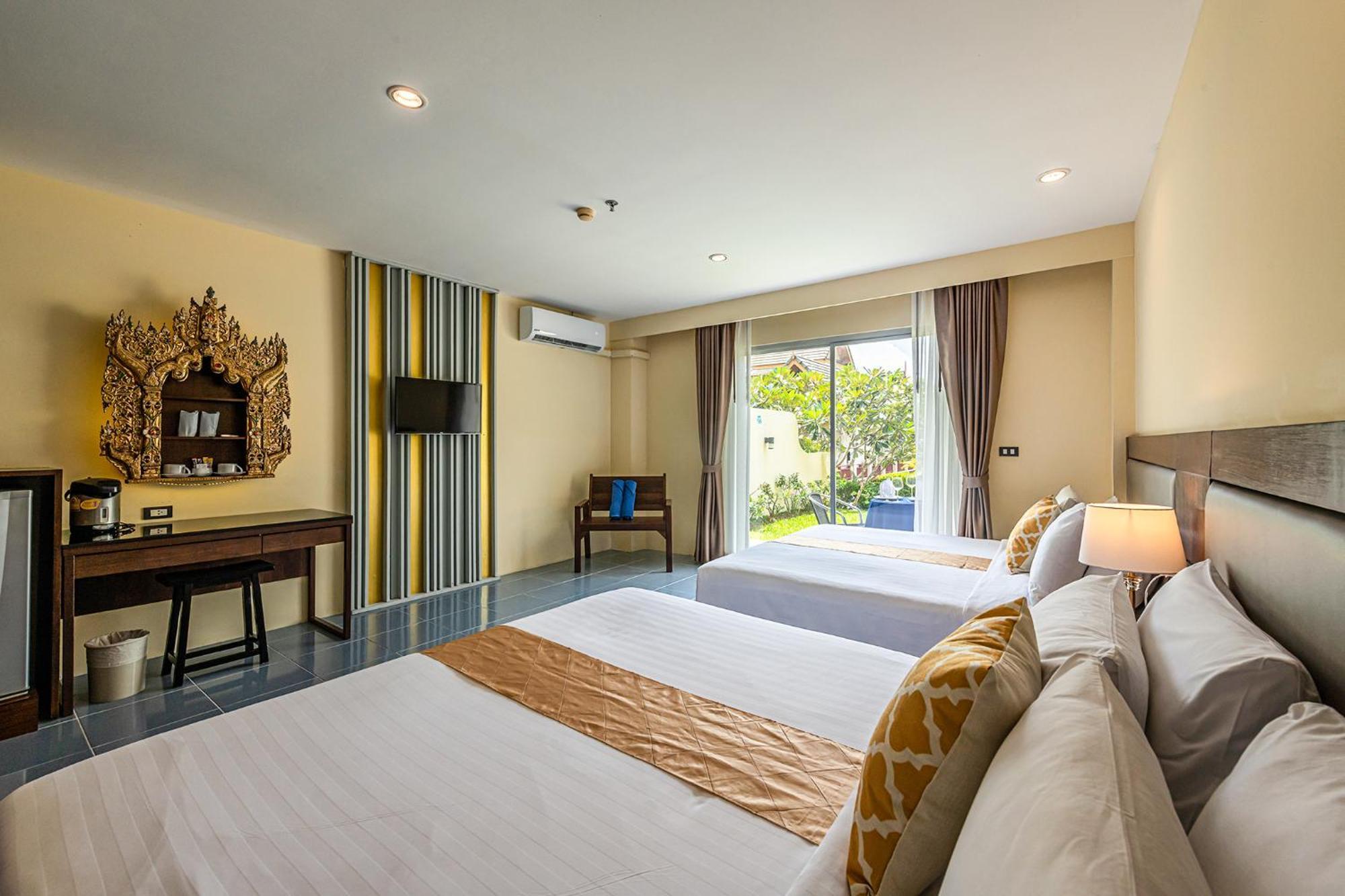 Blue Beach Grand Resort And Spa In Chalong Phuket By Dayuu Ban Saiyuan Экстерьер фото